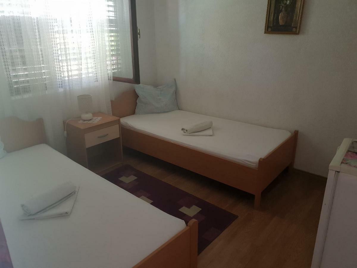 Guest House Alisa Hvar Town Luaran gambar