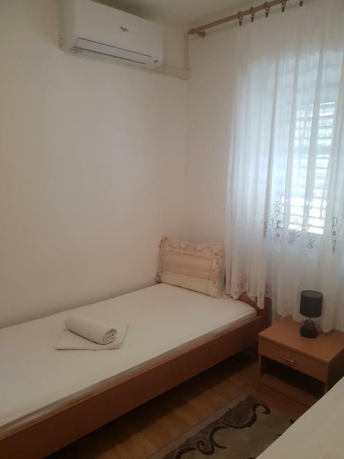 Guest House Alisa Hvar Town Luaran gambar